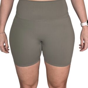 Alternative view of Short Twist | Green